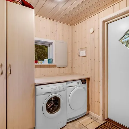 Mart - 1-6km From The Sea By Interhome Blåvand