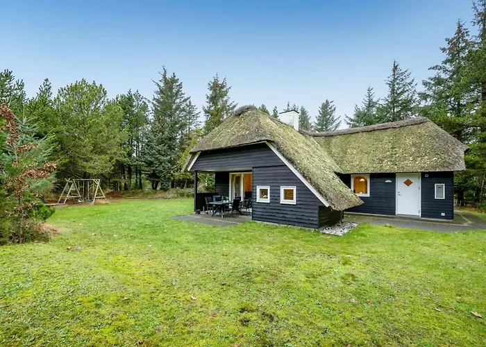 Mart - 1-6km From The Sea By Interhome Blåvand